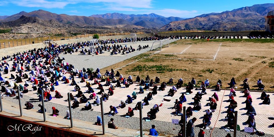 گل های هزارستان